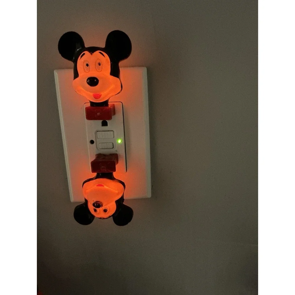 2 Walt Disney Mickey Mouse Vintage Nightlight Works